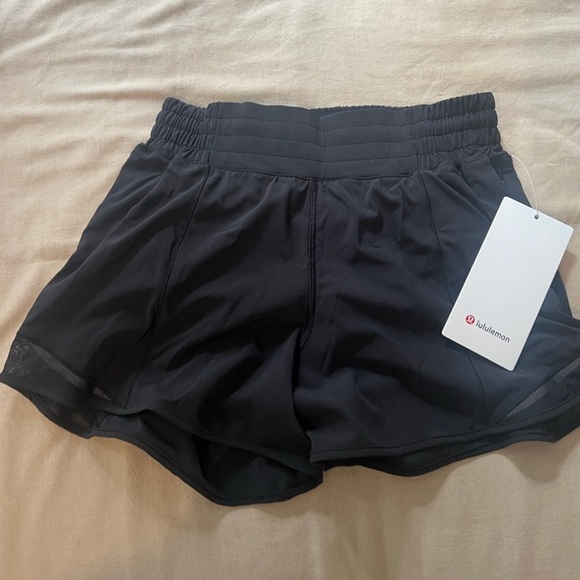 Hotty Hot Low Rise Short 4” - Picture 2 of 2